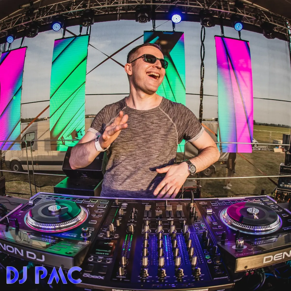 LE MIX DE PMC 10’s SUMMER PARTY